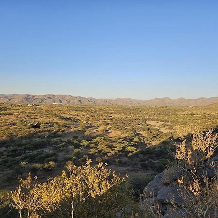 Villa Windhoek Game Camp à Lafrenz Township Extérieur photo